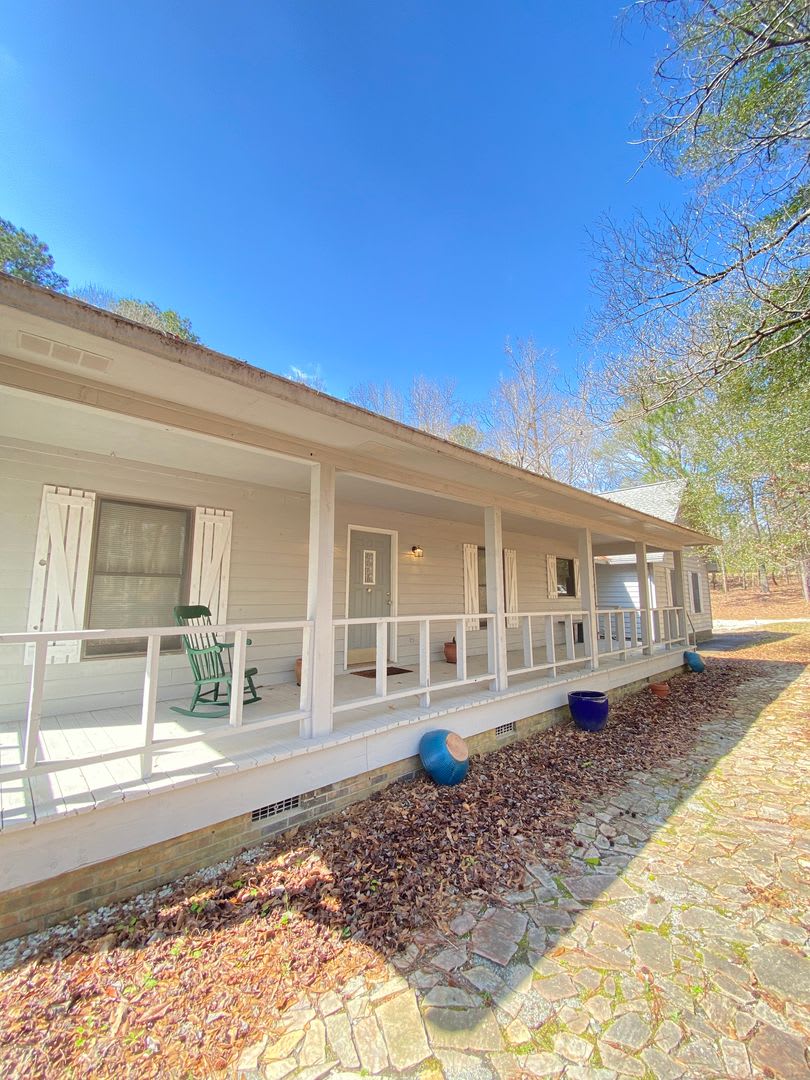 Beautiful Home Available Now!