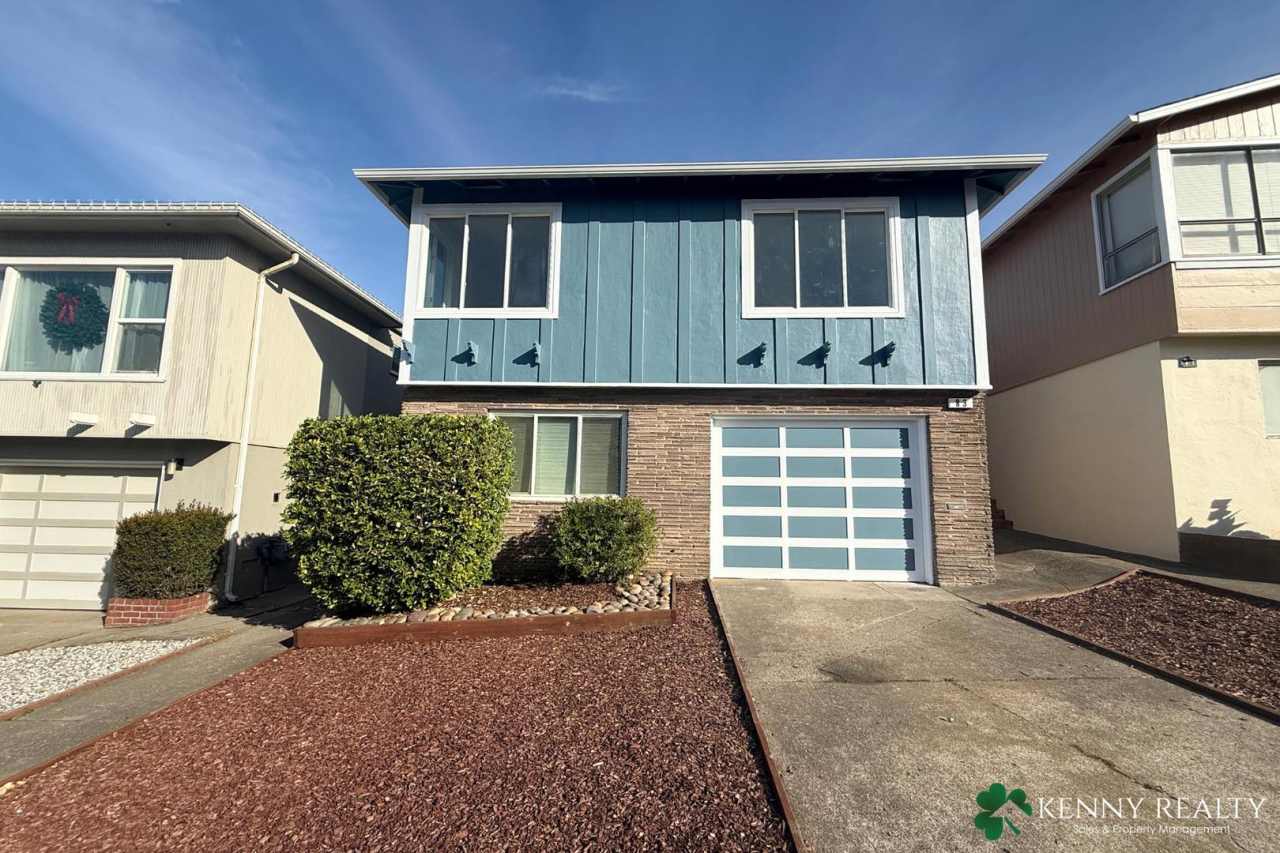 Newly Remodeled 5BR/3BA Home w/ City + Ocean Views in Daly City