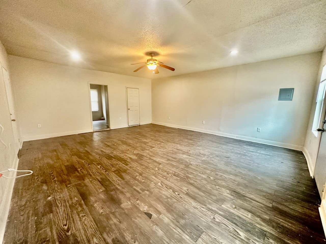 Studio in Highland Park Area
