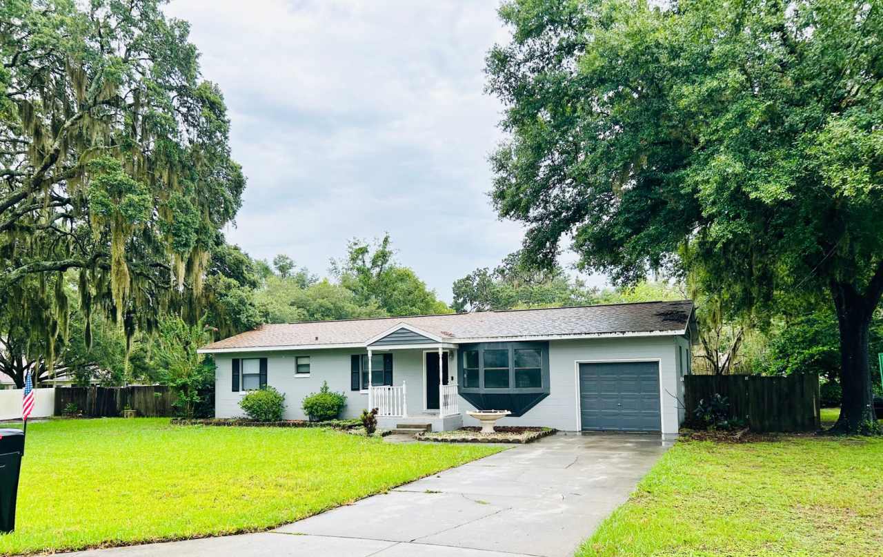 Southwest Ocala Pool Home