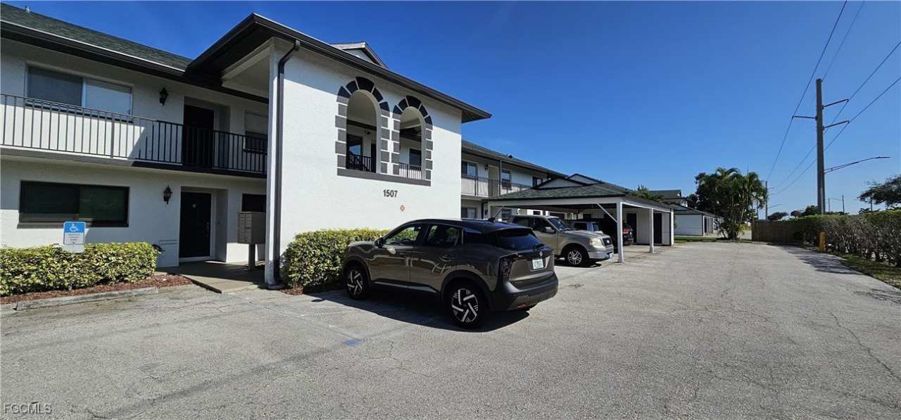 1507 Cape Coral Parkway W unit: 5