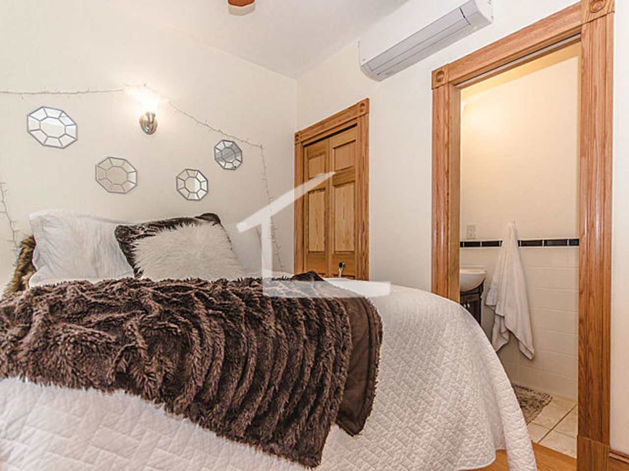 58 Phillips St #1 Boston MA 02114