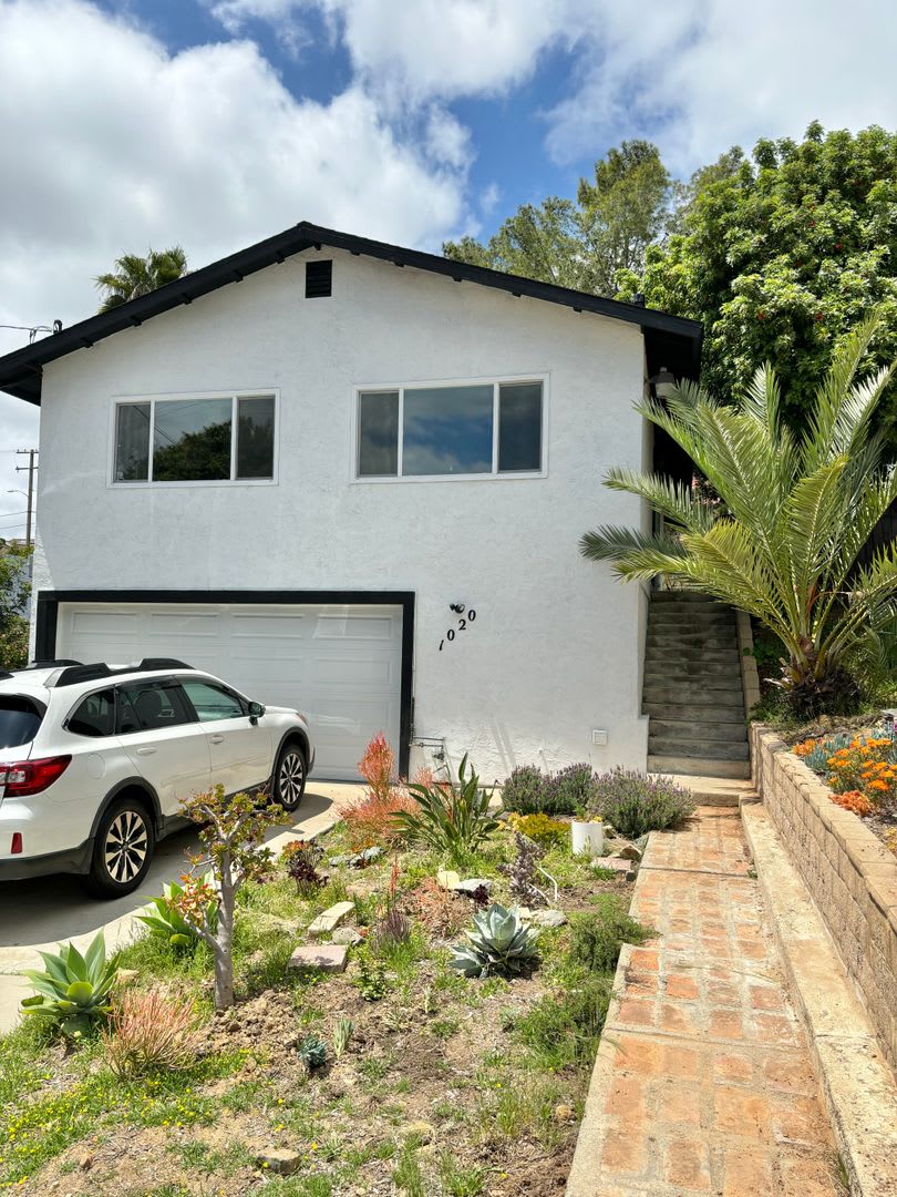 Beautiful House with Forever Views