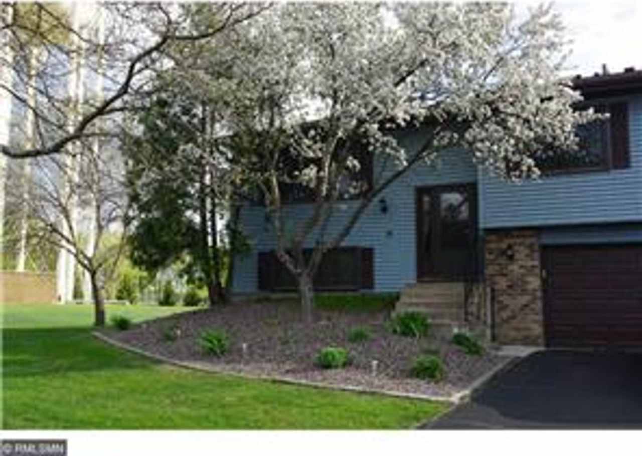 Low Maintenance Living - 2 Bedroom 2 Bathroom Townhouse in Blaine
