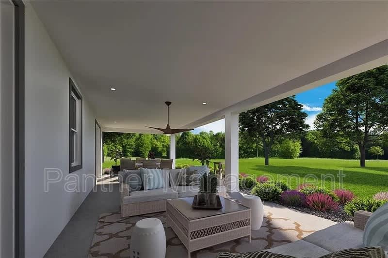 384 Prineville Street