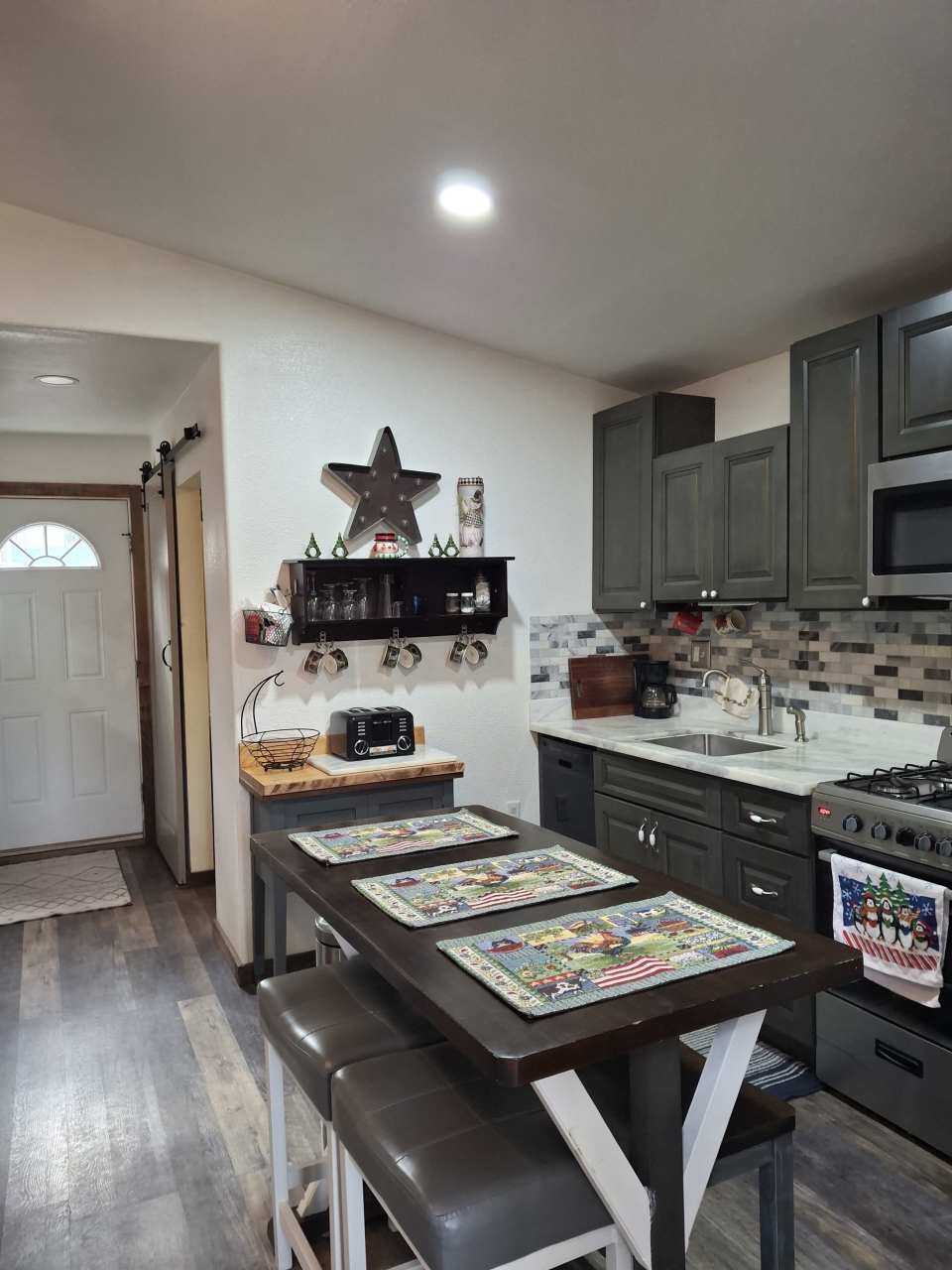 21604 Crystal Lake Dr