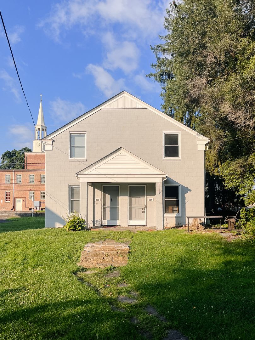 2 Bedroom 1 Bath Duplex