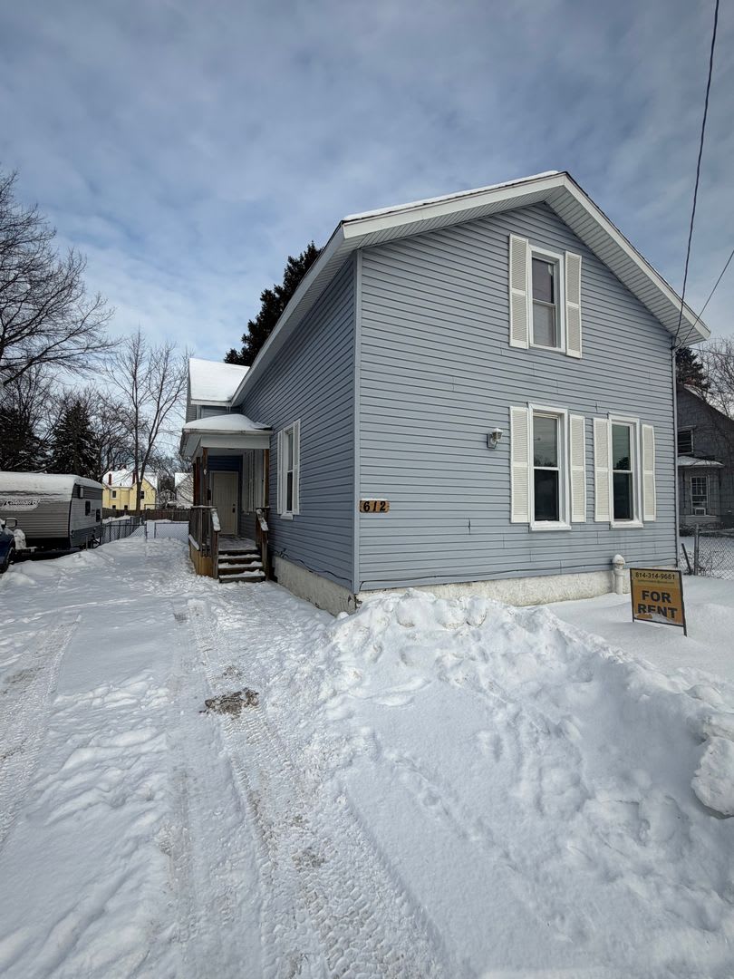 Ranch 3 Bedroom House