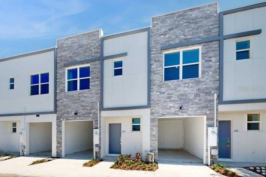 232 FAMAGUSTA DRIVE