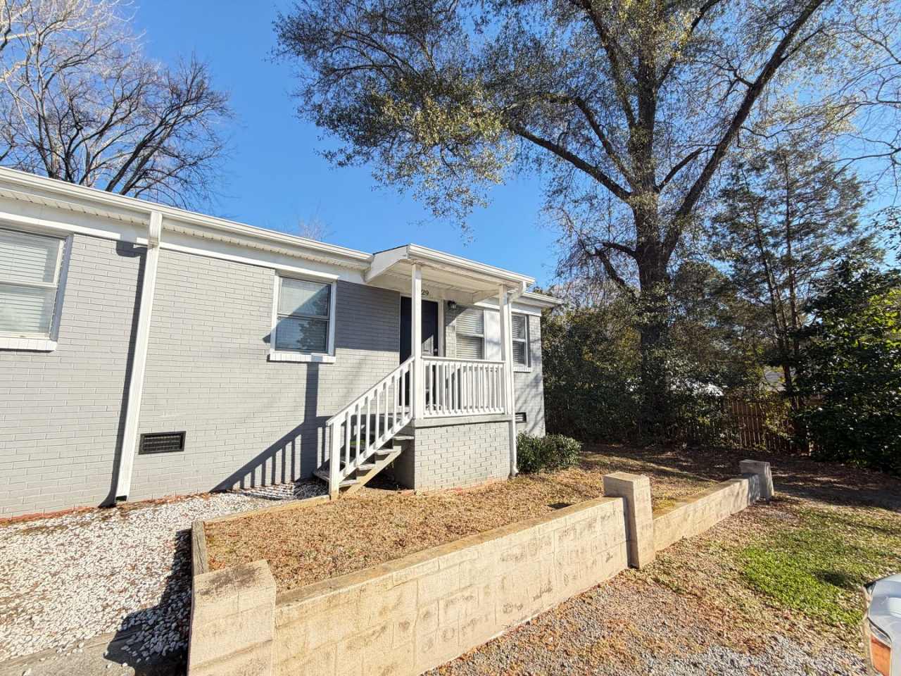 2Bed/1Ba Duplex close to Downtown Concord Fully Renovated with Laundry Room on Site