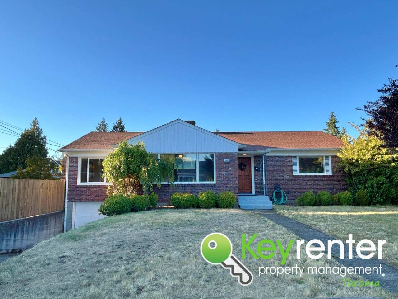 Charming 4-Bedroom Mid-Century Style Craftsman Home Near University of Puget Sound in Tacoma