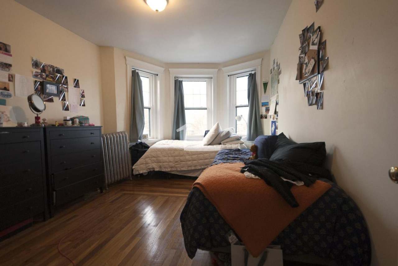 1869 Commonwealth Ave #5E Boston MA 02135