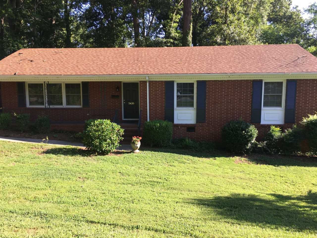 NEW PRICE!! GREAT LOCATION!! RANCH HOME WITH HARDWOODS NEAR DOWNTOWN