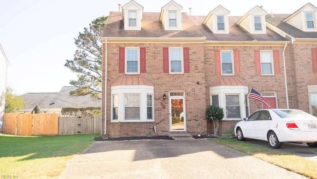 1122 Killington Arch