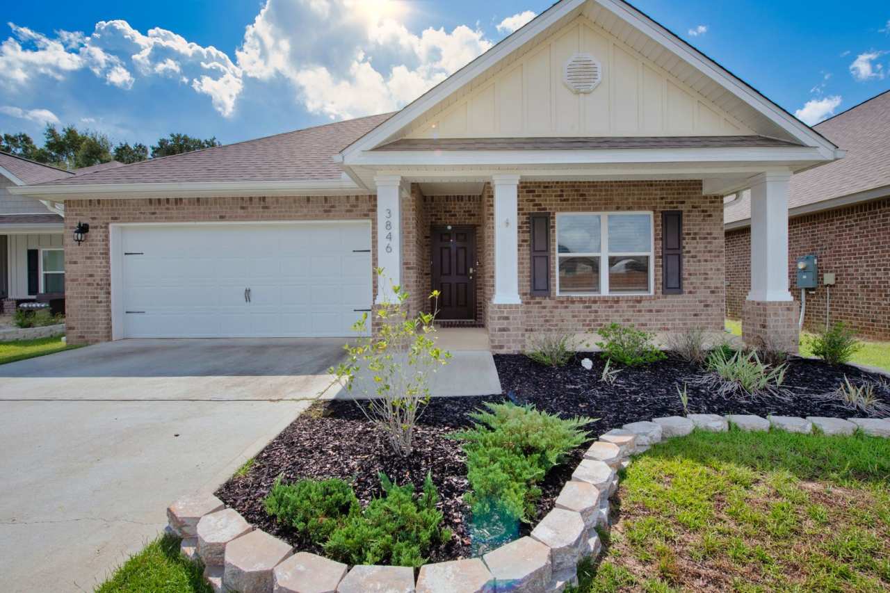 Spacious 4BR Beauty in Hawks Landing!