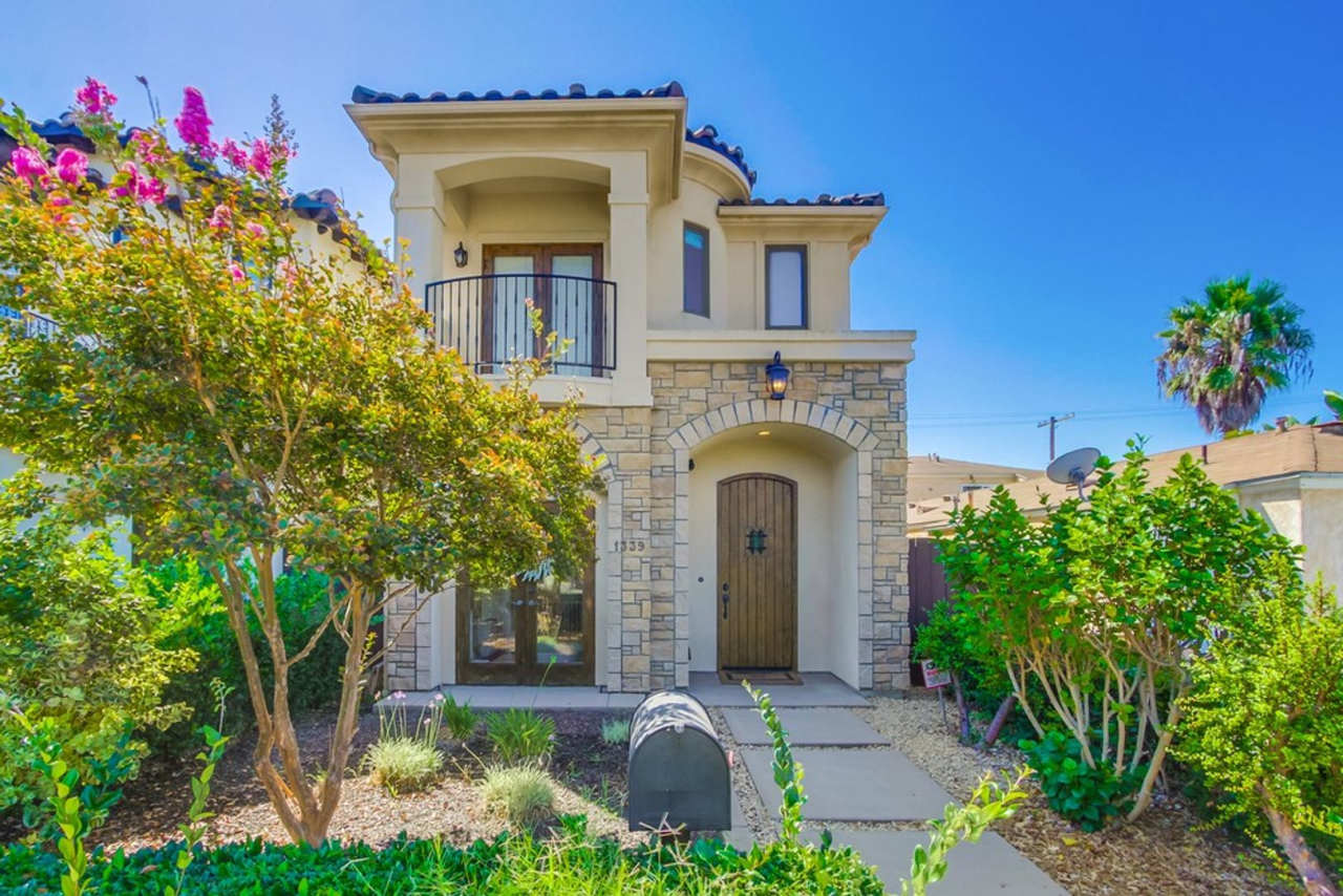 Custom Dream Home in PB Two Blocks From Beach  Bay!