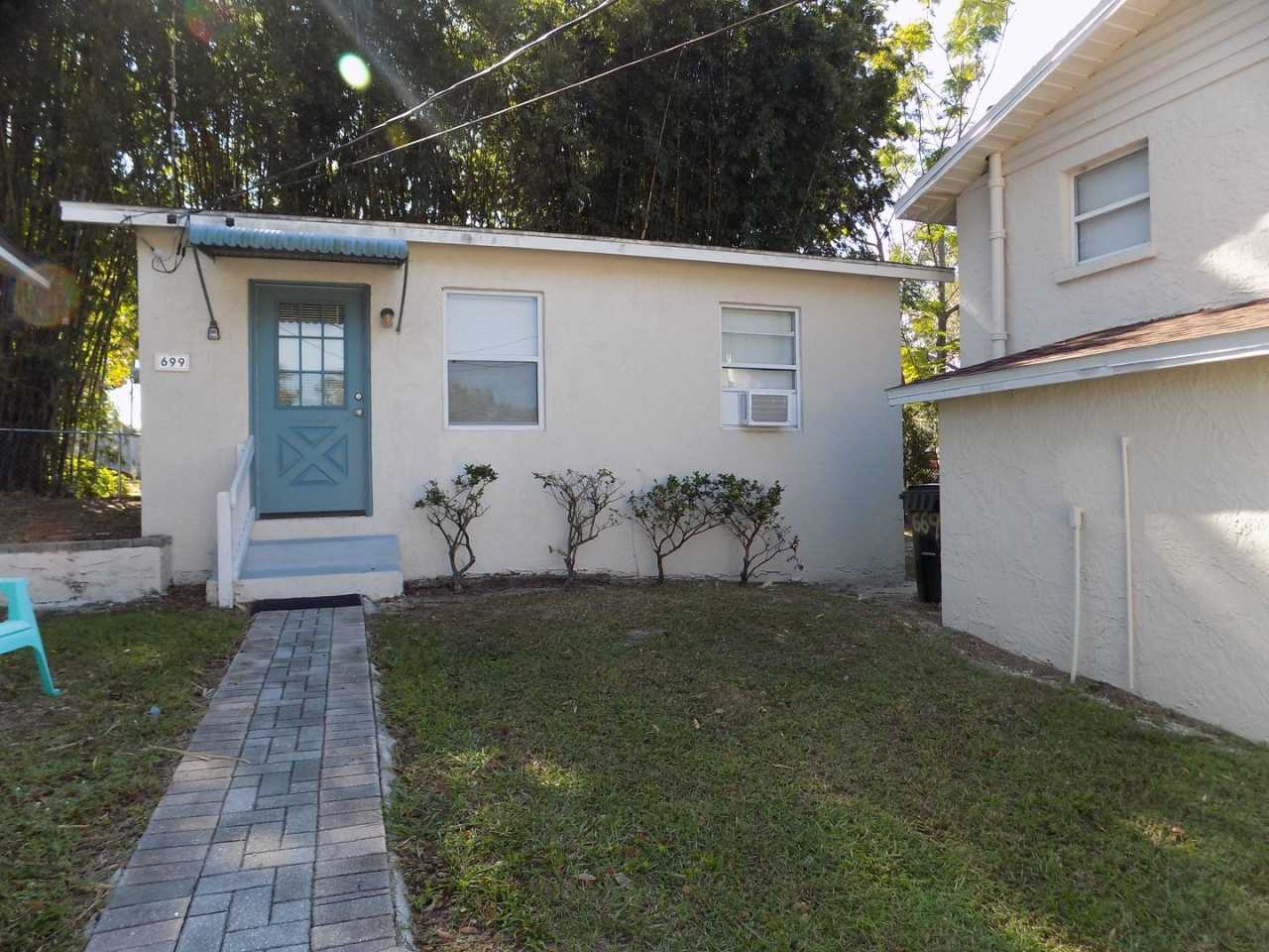 1 Bedroom 1 Bathroom Apartment For Rent at 699 W. Osceola Street Clermont, Fl. 34711
