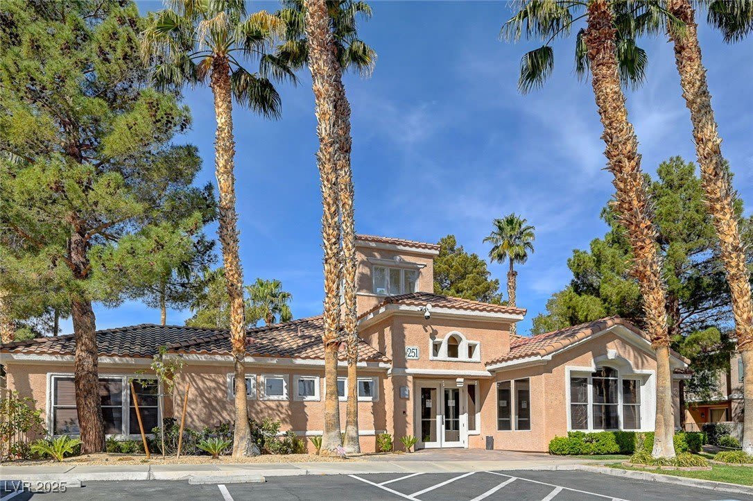 251 S Green Valley Parkway 721