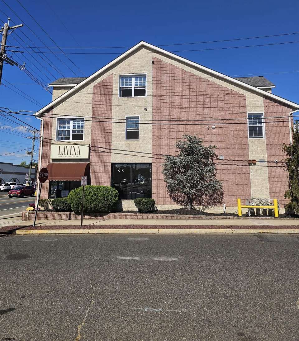 700 N Black Horse Pike