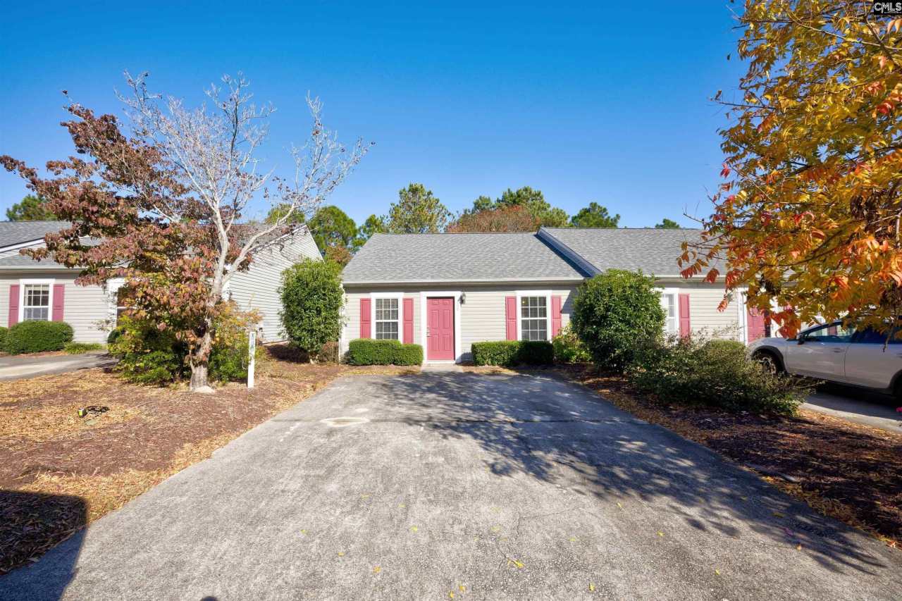 200 Deer Hound Trail