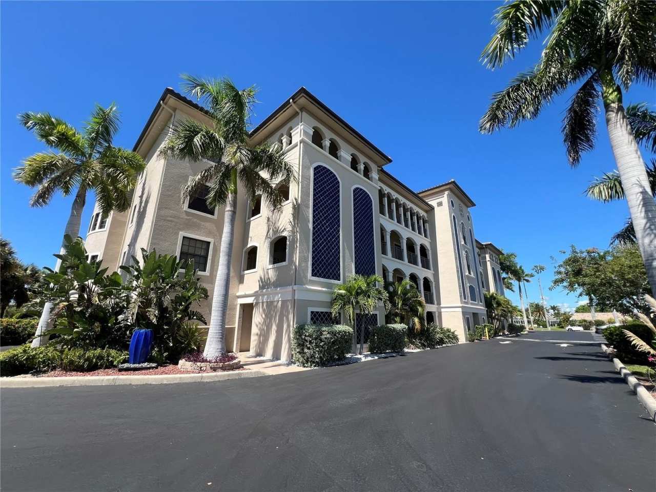 1349 AQUI ESTA DRIVE