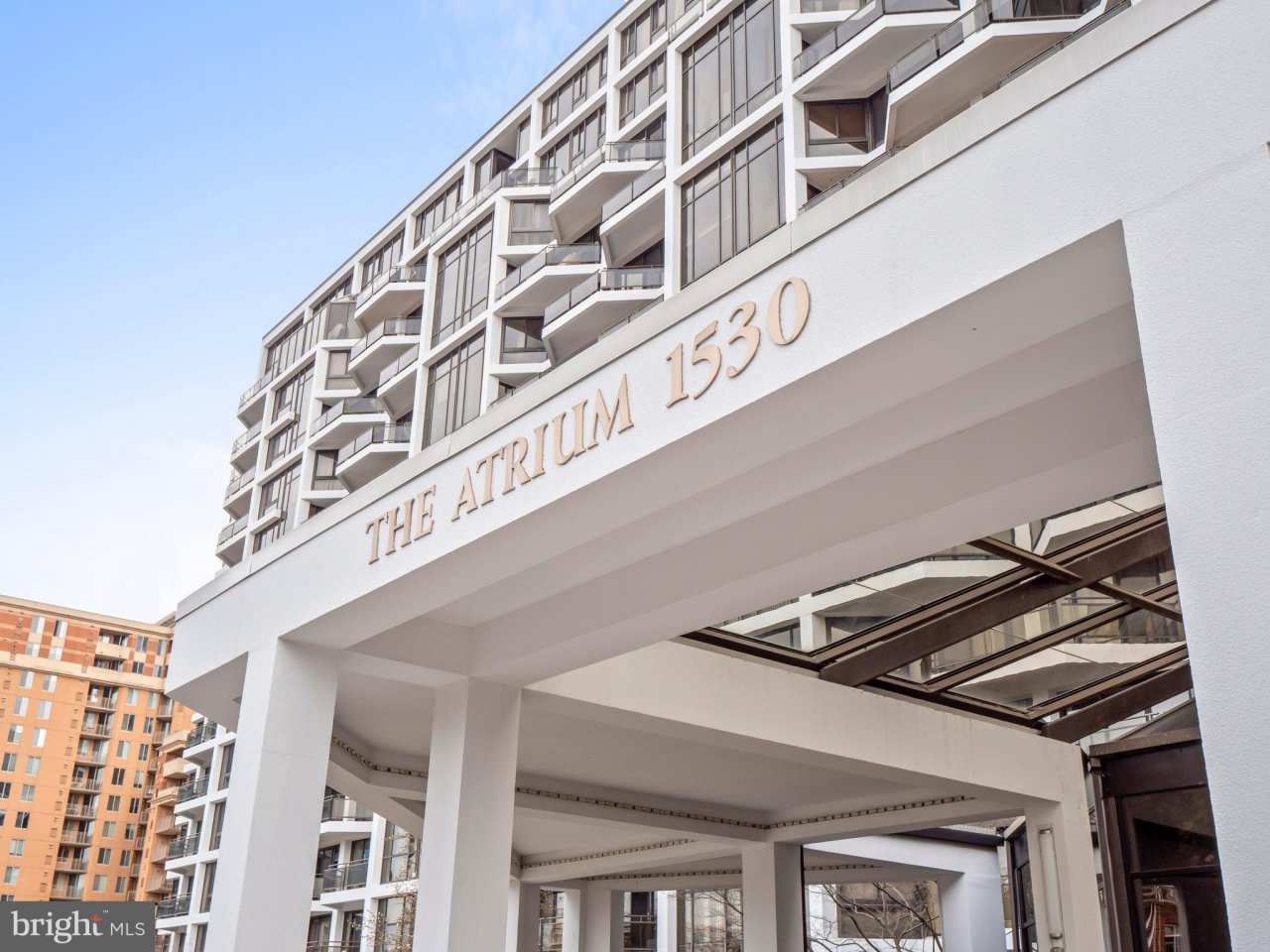 1530 KEY Boulevard unit: 912