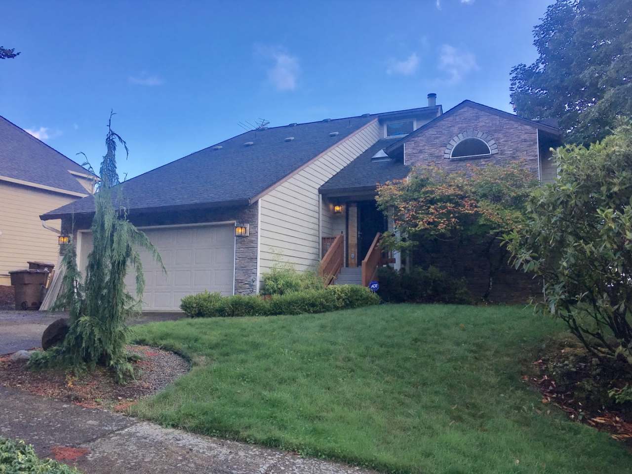 Gorgeous 3BD Camas Home with Office or 4th Bedroom! High End Finishes - Lots of Space!