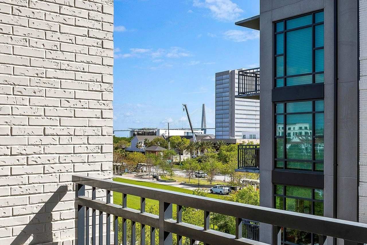 5 Gadsdenboro Street unit: 416