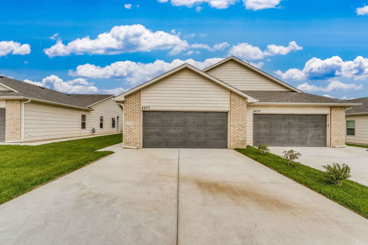 Auburn Villas 3 Bedroom Molly Floor plan