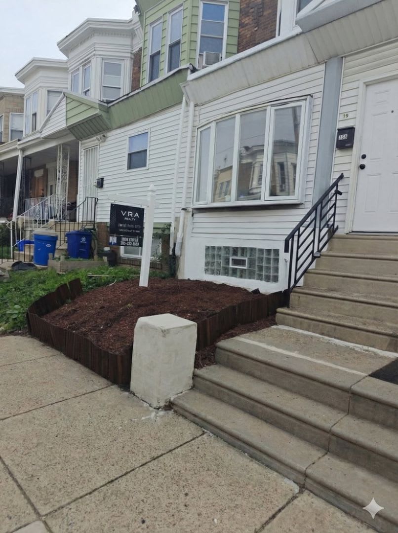 Charming 3BR Townhome in Philadelphia