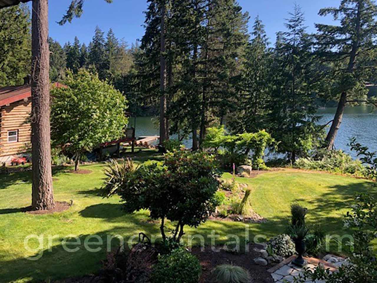 Charming Lake Front Apartment on Anderson Island