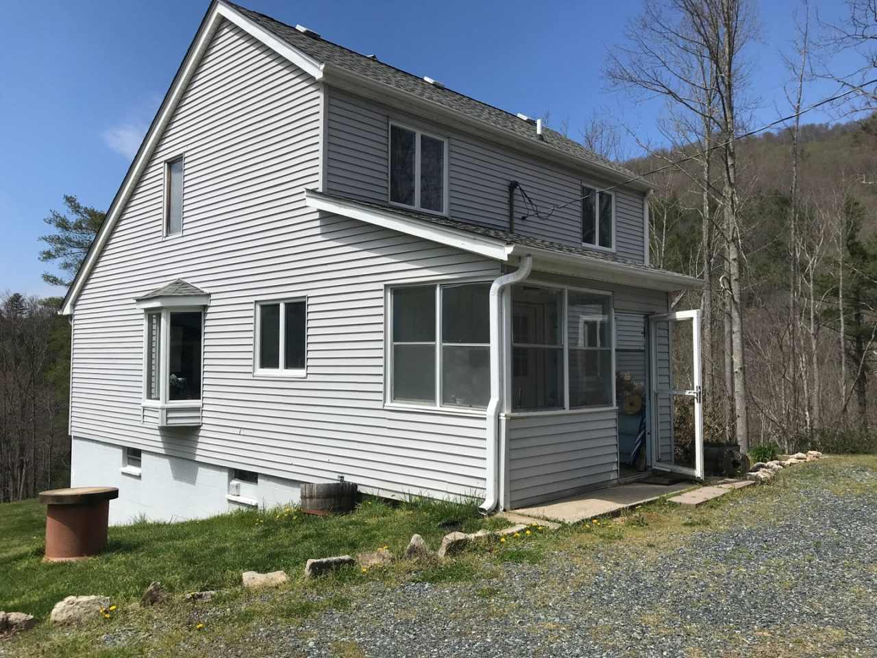 673 Lower Rush Branch Road