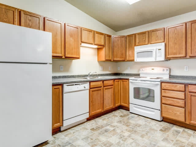 5001 & 5055 Amber Valley Pkwy Unit E32