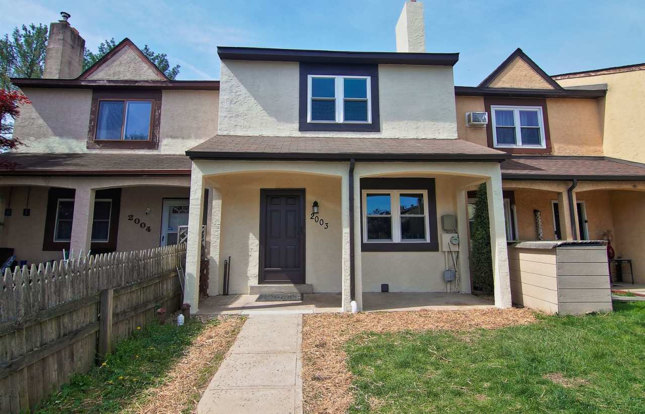 Available Now - 3 Bed, 1.5 Bath Townhome in Pottsgrove SD!