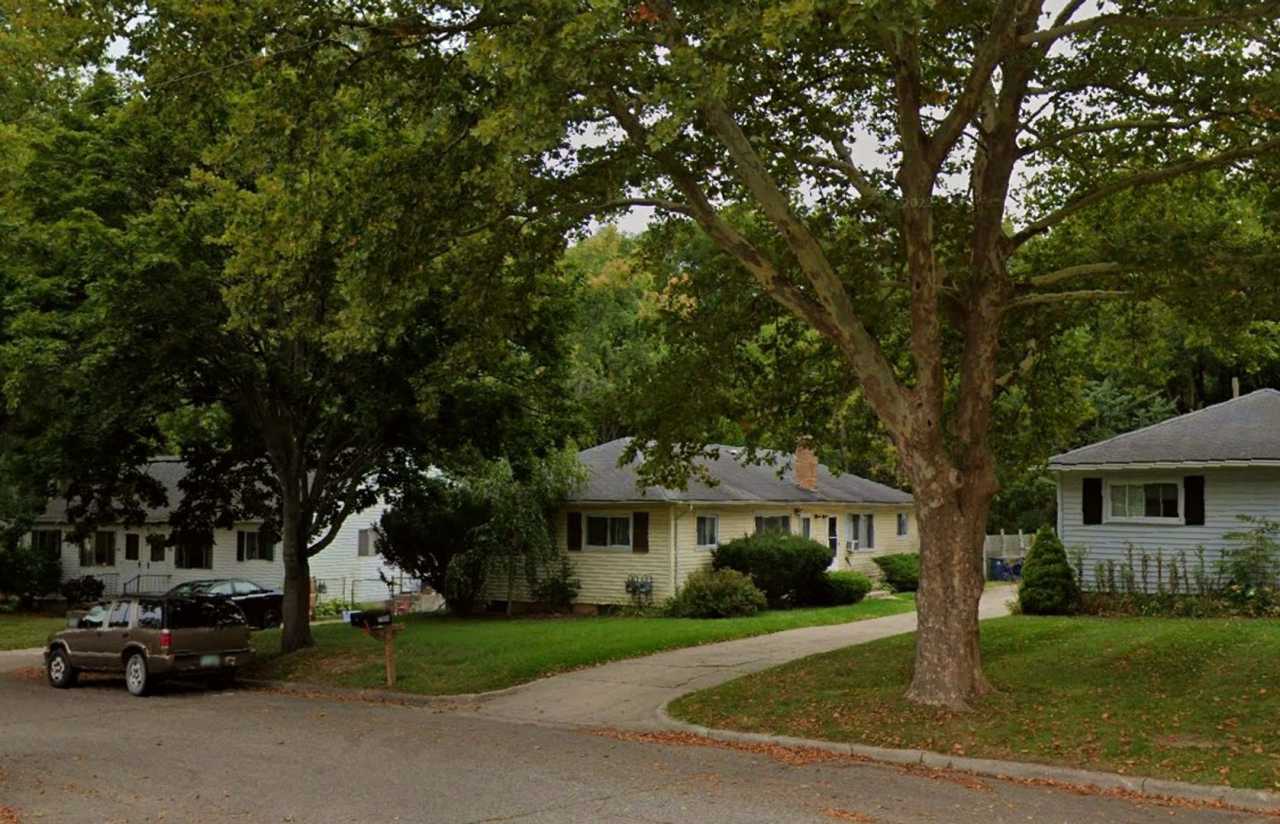 709-711 Newport Place