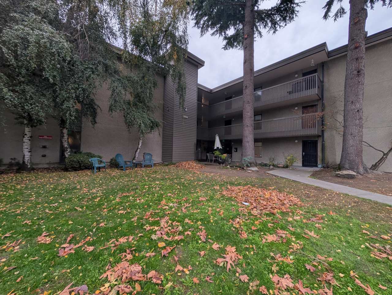 2550 Thorndyke Avenue West