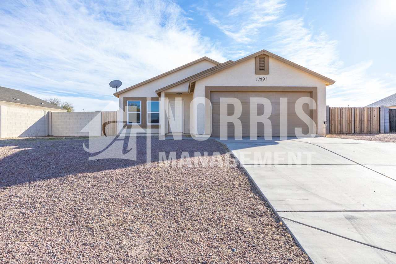 Beautiful Home in Arizona City for Rent