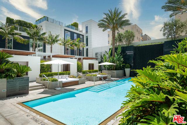 9000 West 3rd Street