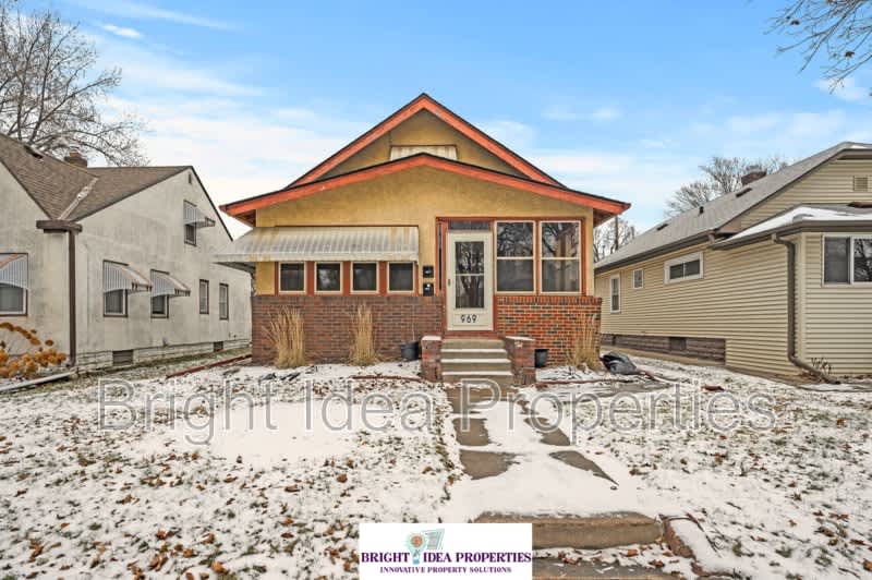 969 Lawson Avenue East - 2