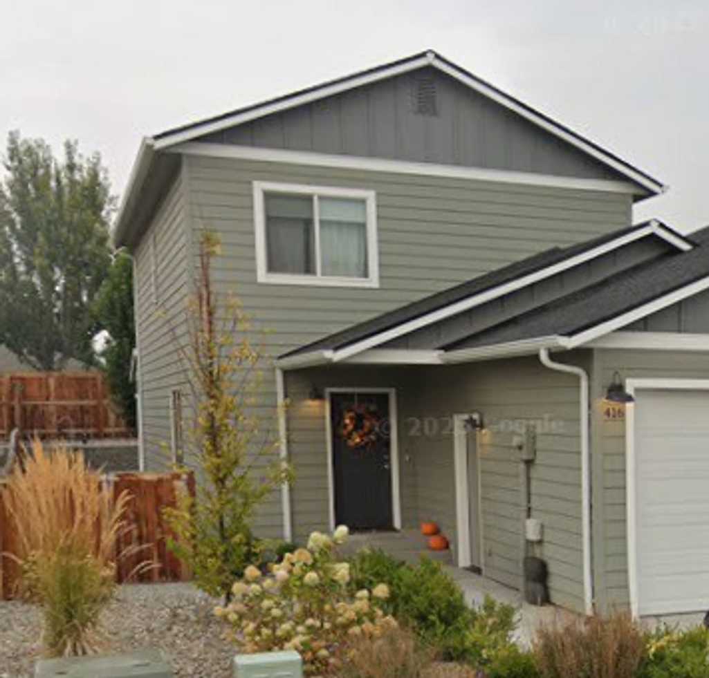 3-Bed, 2.5-Bath Townhome w/ 2-Car Garage