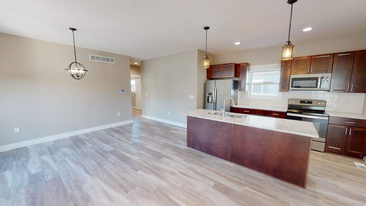 1003 Maple Avenue