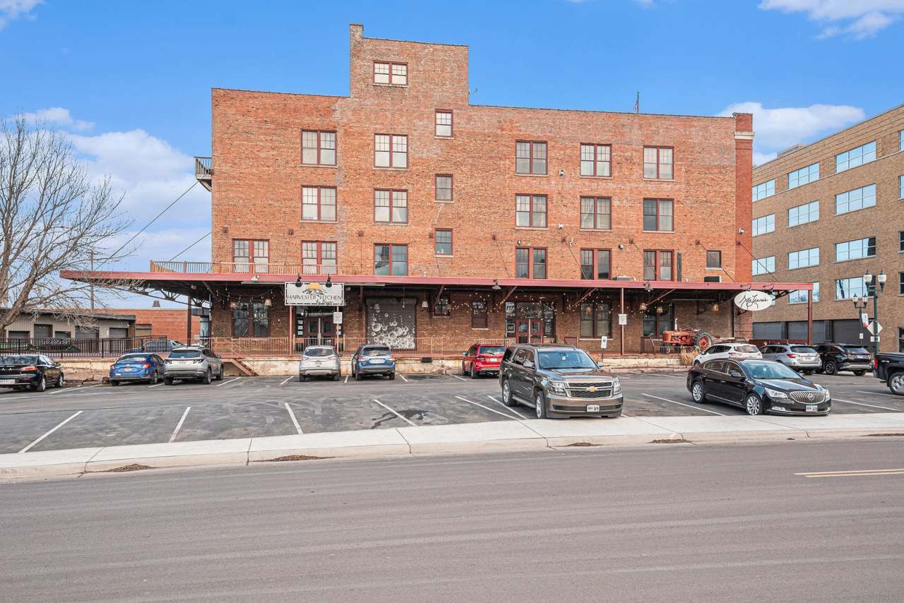 Historic Lofts next door to Steel District and Levitt