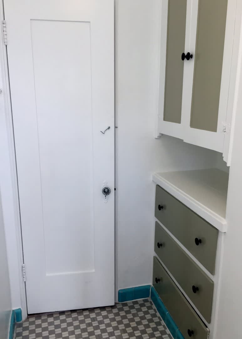 CONVENIENT TO UCSD MEDICAL!!!