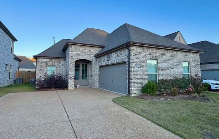 566 Tucker View Drive