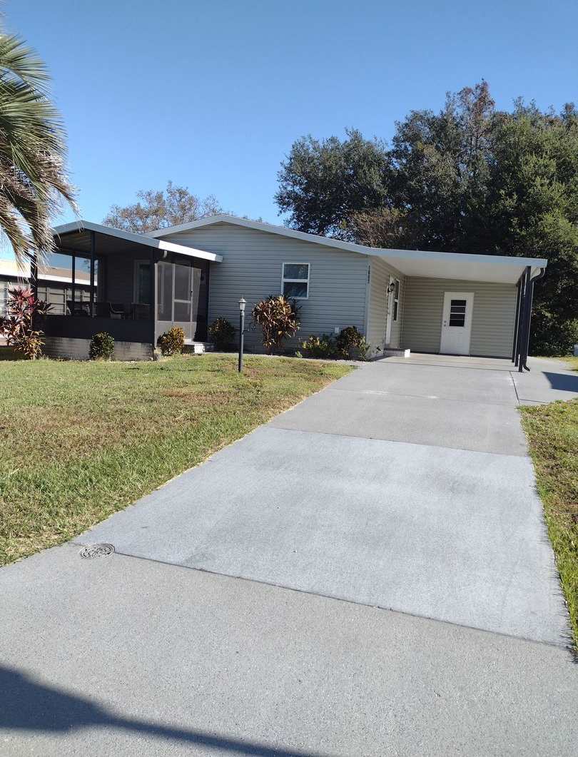 Remodeled Home in the Villages-Move in Ready