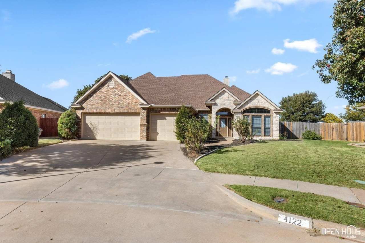 4122 CANDLEWOOD CIRCLE