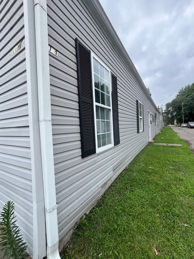 Gorgeous Updated 3 bedroom house!