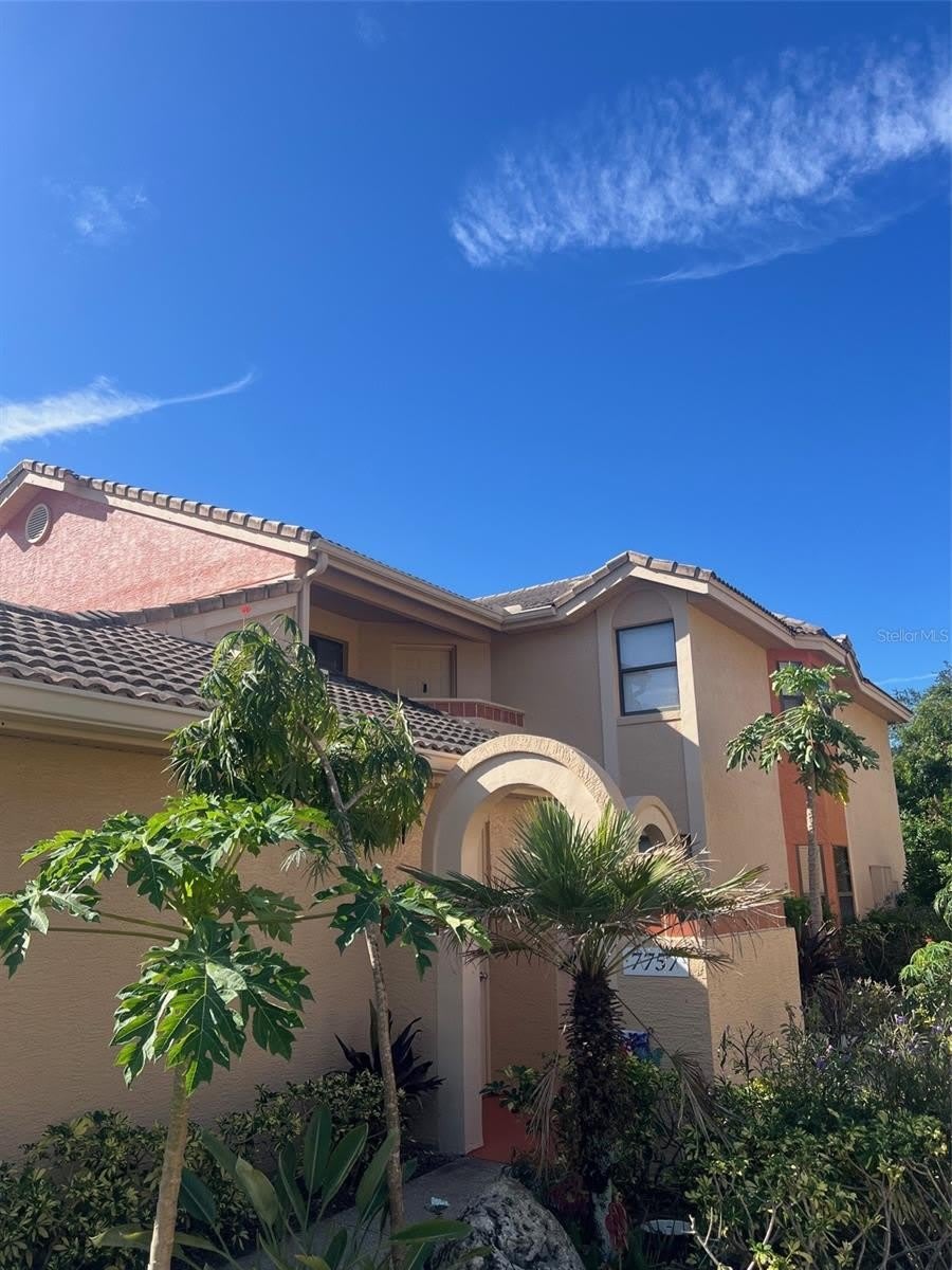 7757 SUGAR BEND DRIVE