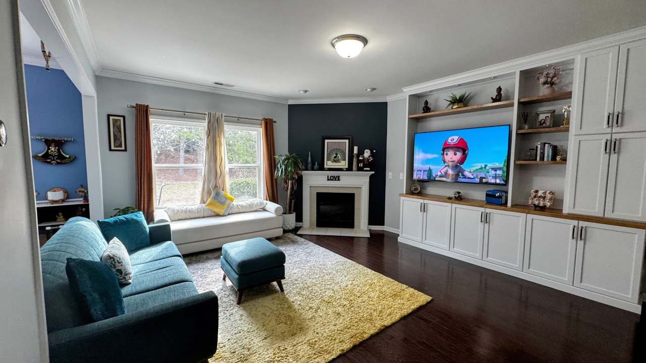 318 Old Castle Drive