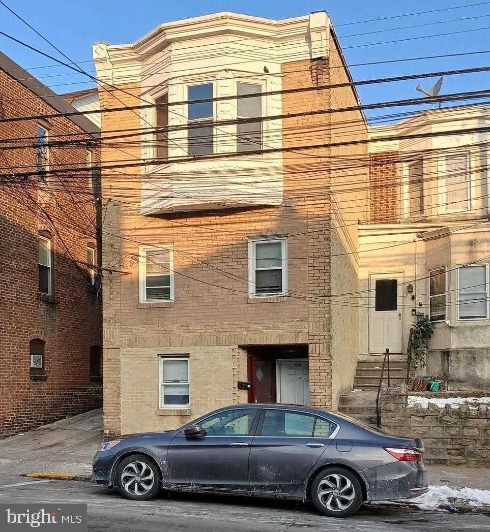 131 S MACDADE Boulevard unit: 2F